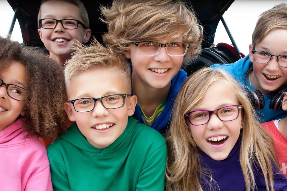 Óculos de criança: 4 dicas que irão lhe ajudar a escolher o óculos perfeito para o seu filho! - SunKids