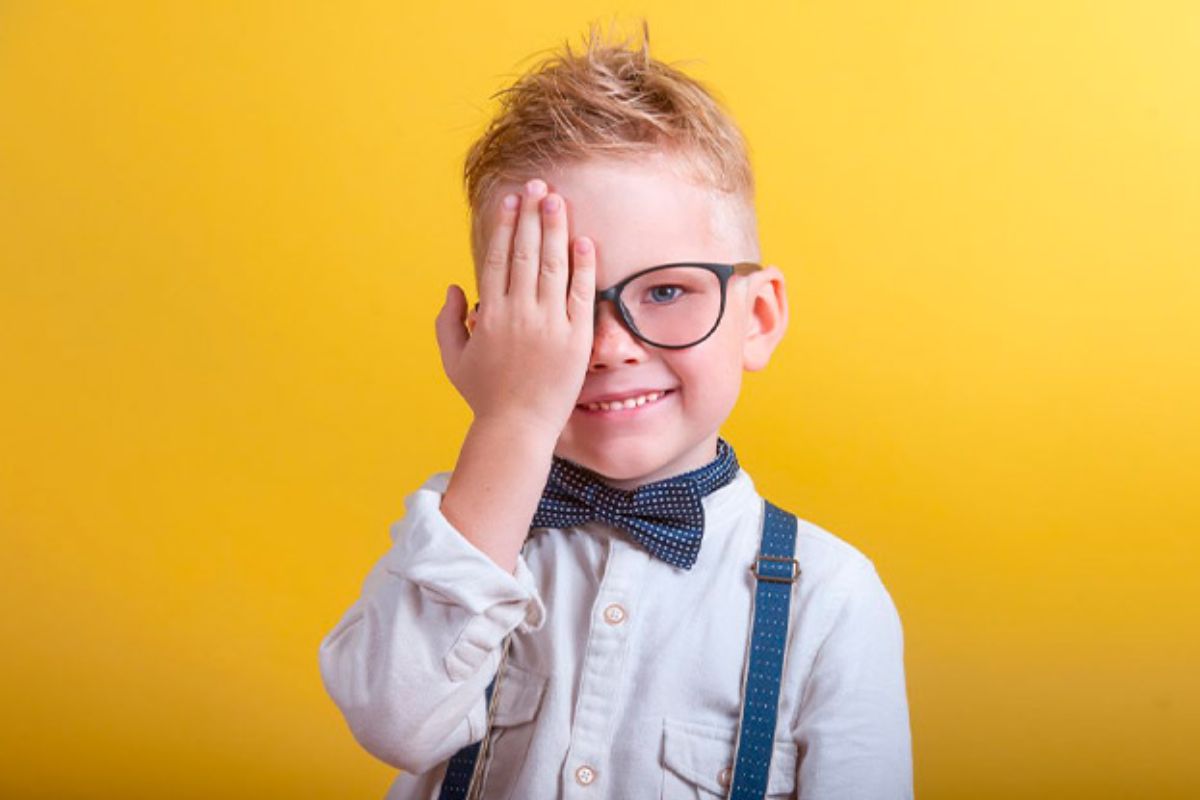 Oclusor ocular infantil: Entenda a definição, objetivos e importância que um oclusor ocular possui para as crianças - SunKids