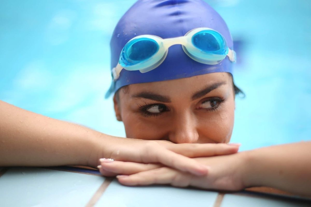 Conheça a verdadeira importância de um óculos de natação e aprenda como escolher o seu! - SunKids
