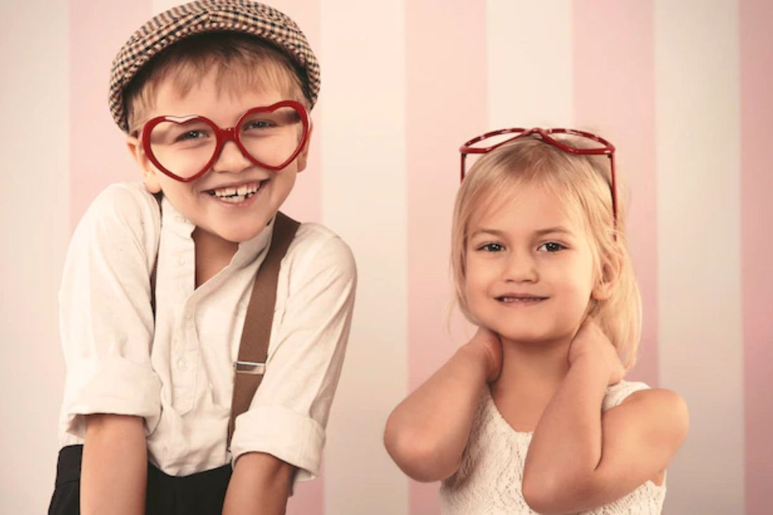 Óculos de coração: Conheça um dos modelos que já se tornou tendência no mercado oftalmológico infantil na atualidade - SunKids