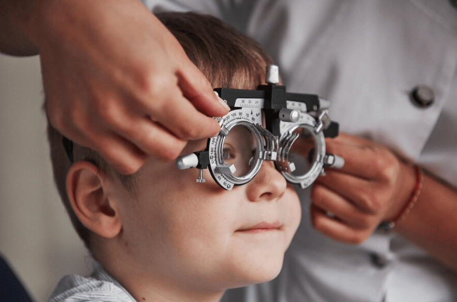 [GUIA] Problemas de visão na infância: da miopia ao olho preguiçoso - SunKids