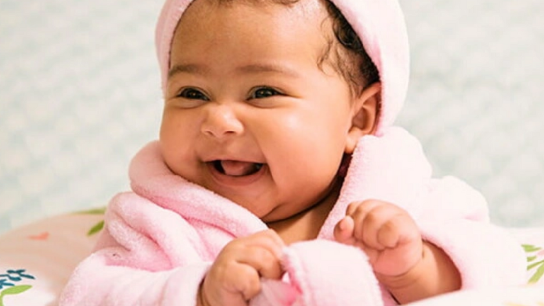 desenvolvimento de bebês de 6 meses