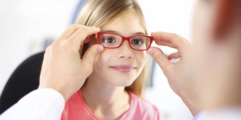 Como convencer seu filho a usar óculos - SunKids